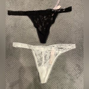 Victoria lace v-string underwear